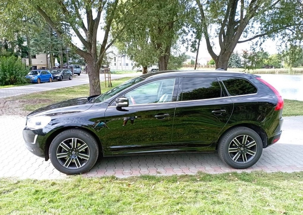Volvo XC 60 cena 84900 przebieg: 192000, rok produkcji 2017 z Piekary Śląskie małe 407